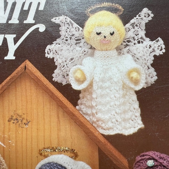 Knit Nativity Scene Knitting Pattern #305 Leaflet 9 Figures Leisure Arts Vintage - Picture 4 of 7